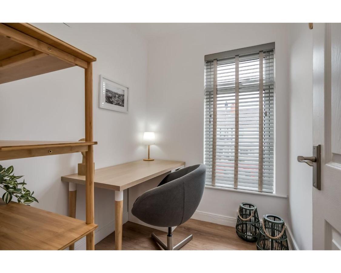 Central Belfast Apartments Belfast Work-Rest-Play R&R Eksteriør bilde
